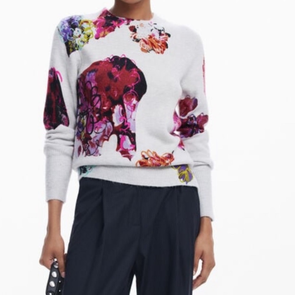 Desigual Floral Sweater by M. Christian Lacroix
Size M